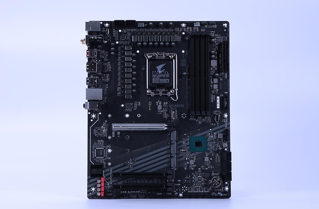 b790高端和z790丐版主板怎么选,技嘉z790m小雕主板支持ddr4吗