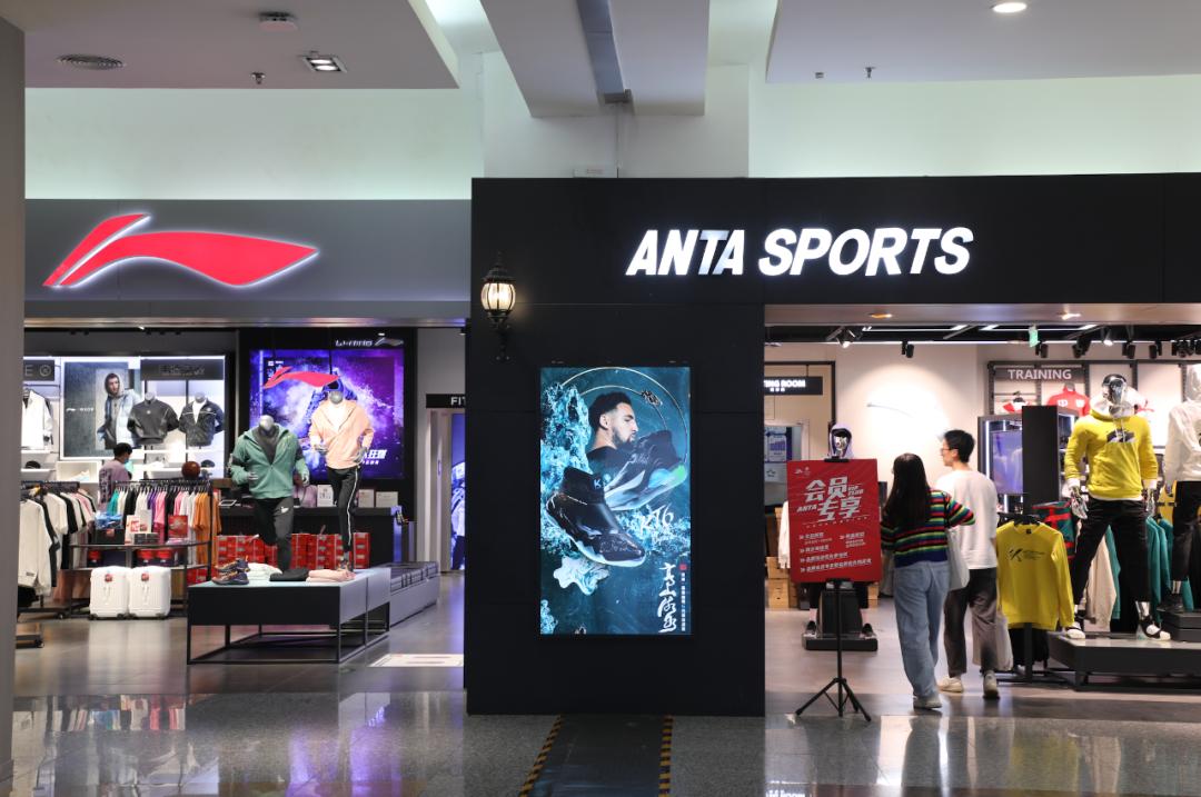 闯入安踏阵营的李宁,国产运动品牌李宁和安踏哪家强