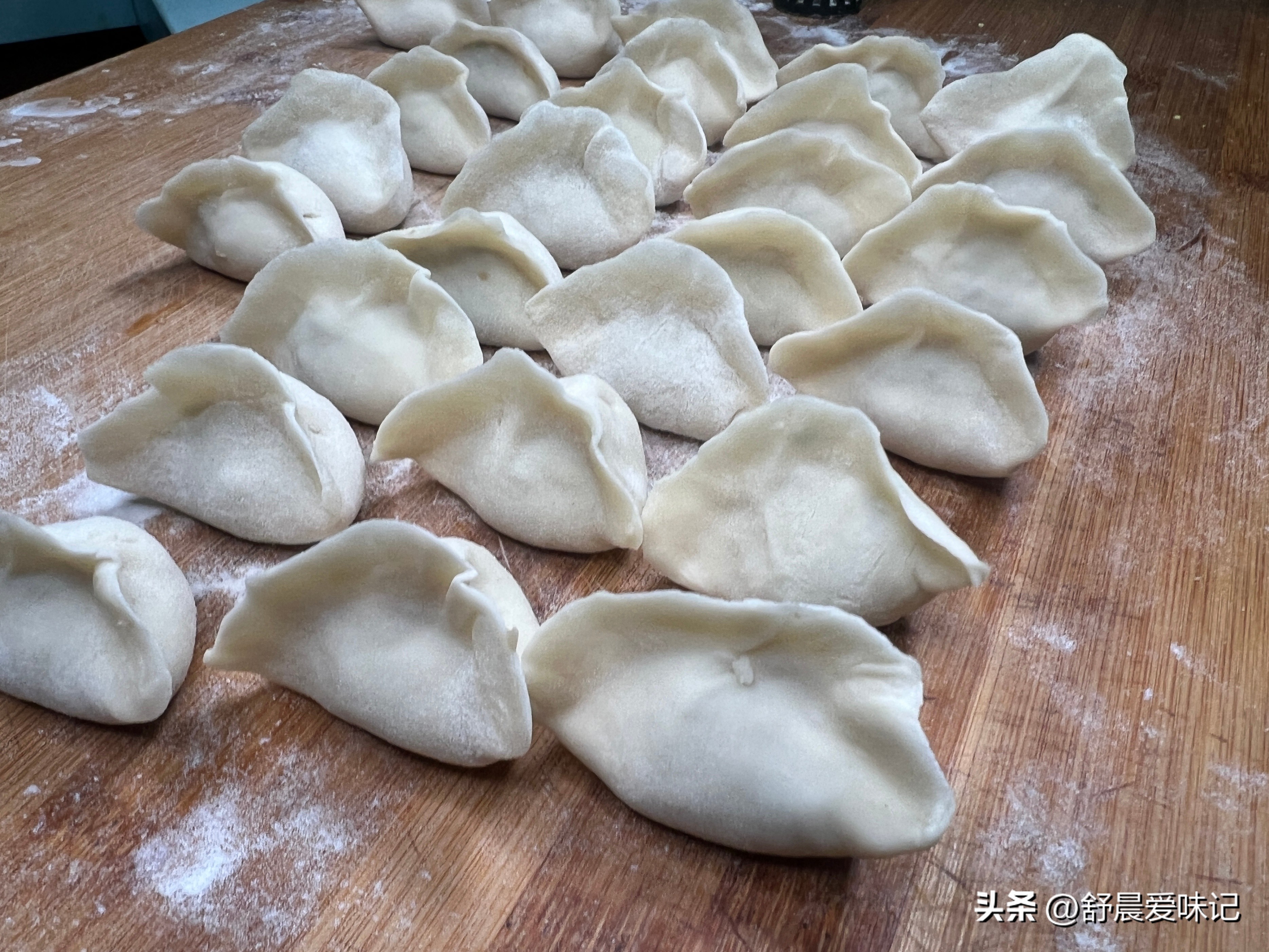 用圆白菜包肉馅做法大全,用圆白菜做菜包