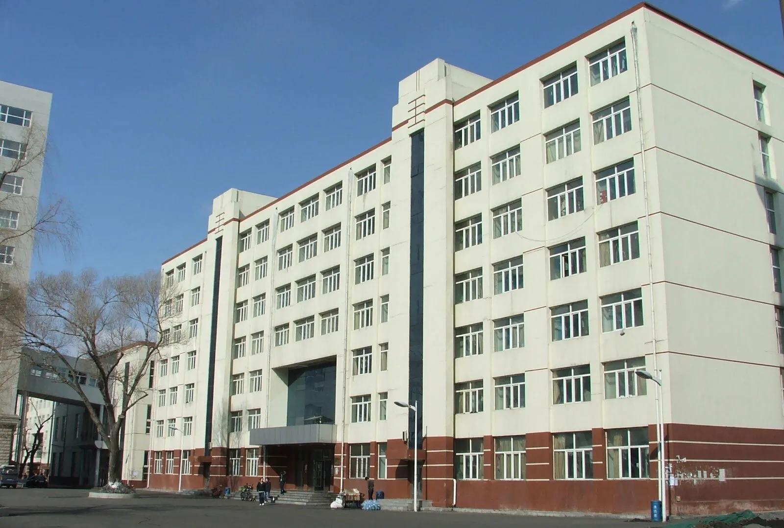 閾侀キ纰椾笓绉戦搧閬撶被闄㈡牎,閾侀亾绫讳笓绉戝摢涓鏍″ソ灏变笟