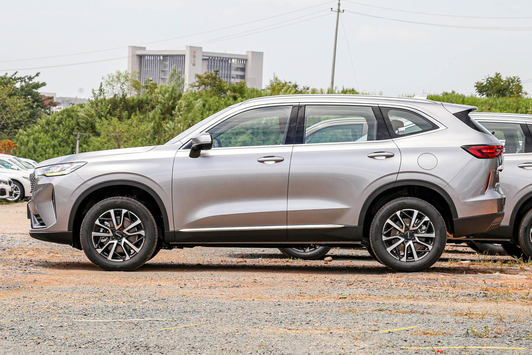 买辆20万以内suv过年推荐这几款,个性潮流之选15万买suv认准它们