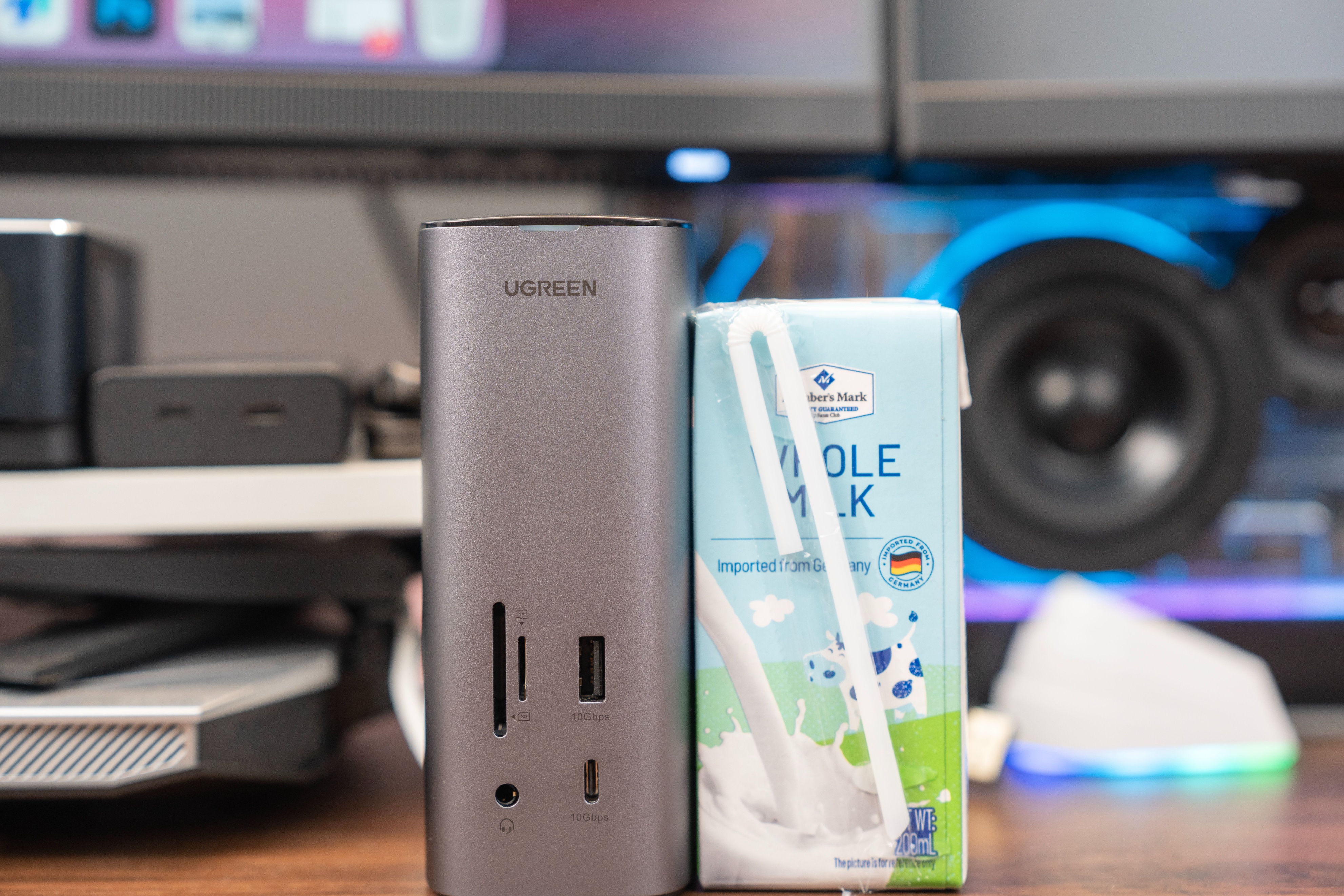 mac电脑怎么两个页面同时在屏幕上,mac建立多个窗口快速切屏