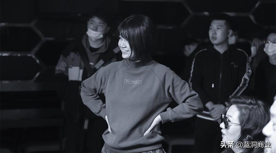 爱情神话导演,爱情神话导演邵艺辉