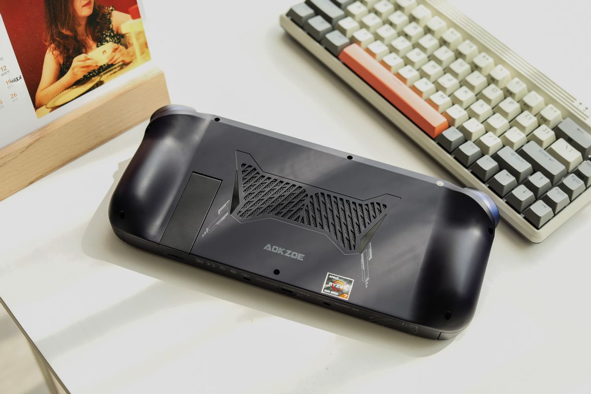 奥克掌机6800u可以玩steam吗,奥克6800u掌机比steam掌机强多少