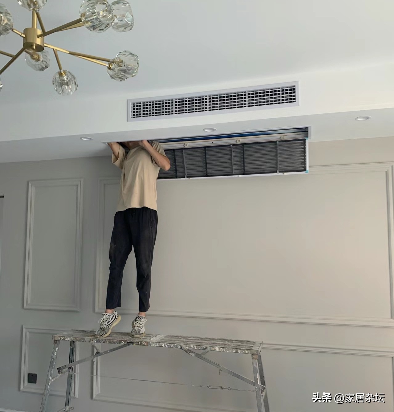 看了3家空调，终于明白10000多元的风管机和5000多元柜体机的区别