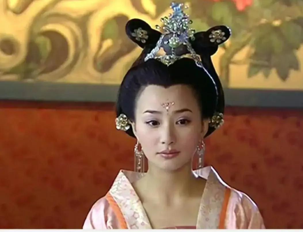 小周后下场是什么,小周后与大周后谁更美