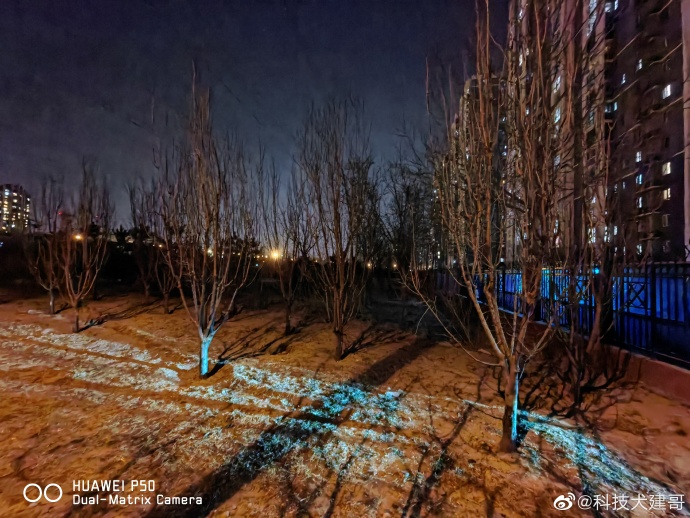 鍔瘮浜歾40pro闀跨劍鎷嶆憚鏁堟灉,鍔瘮浜歾40pro鎷嶇収姘村钩