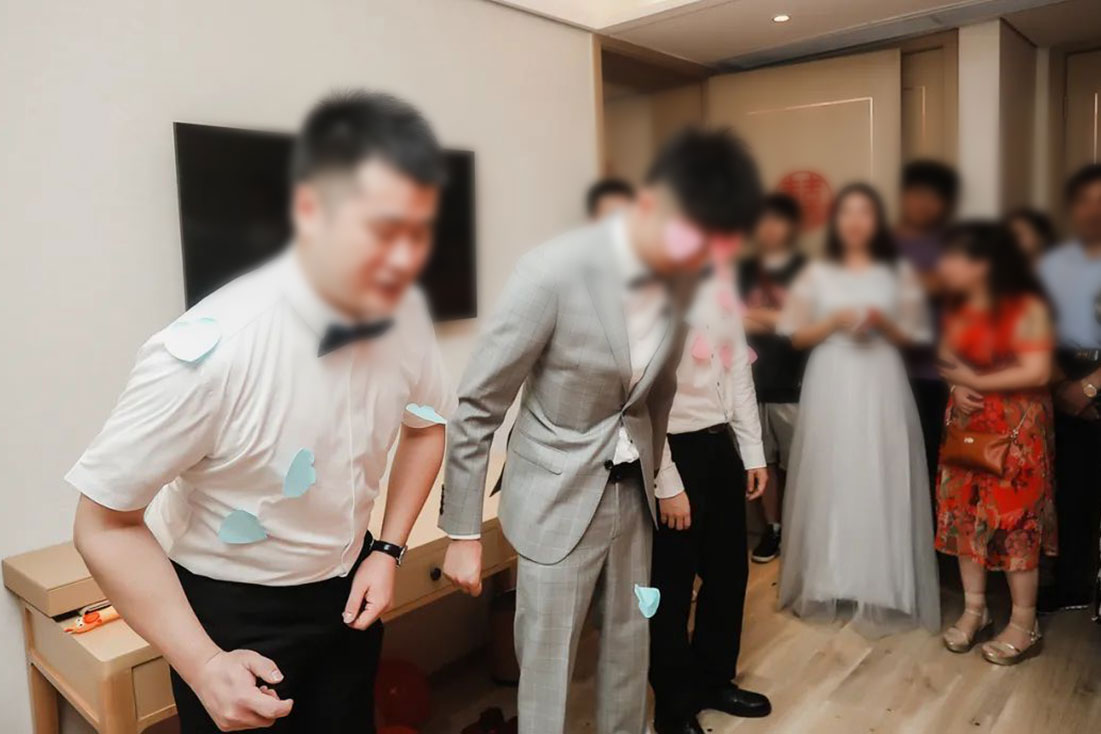 新郎接亲堵门游戏大全,接亲游戏一般几个最为合适