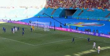 费兰托雷斯加盟巴萨全过程,费兰托雷斯在巴萨是不是主力