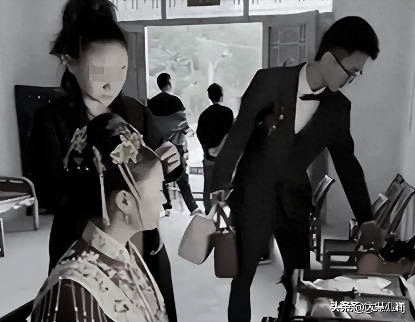 情侣野外发现尸体,情侣拜天地