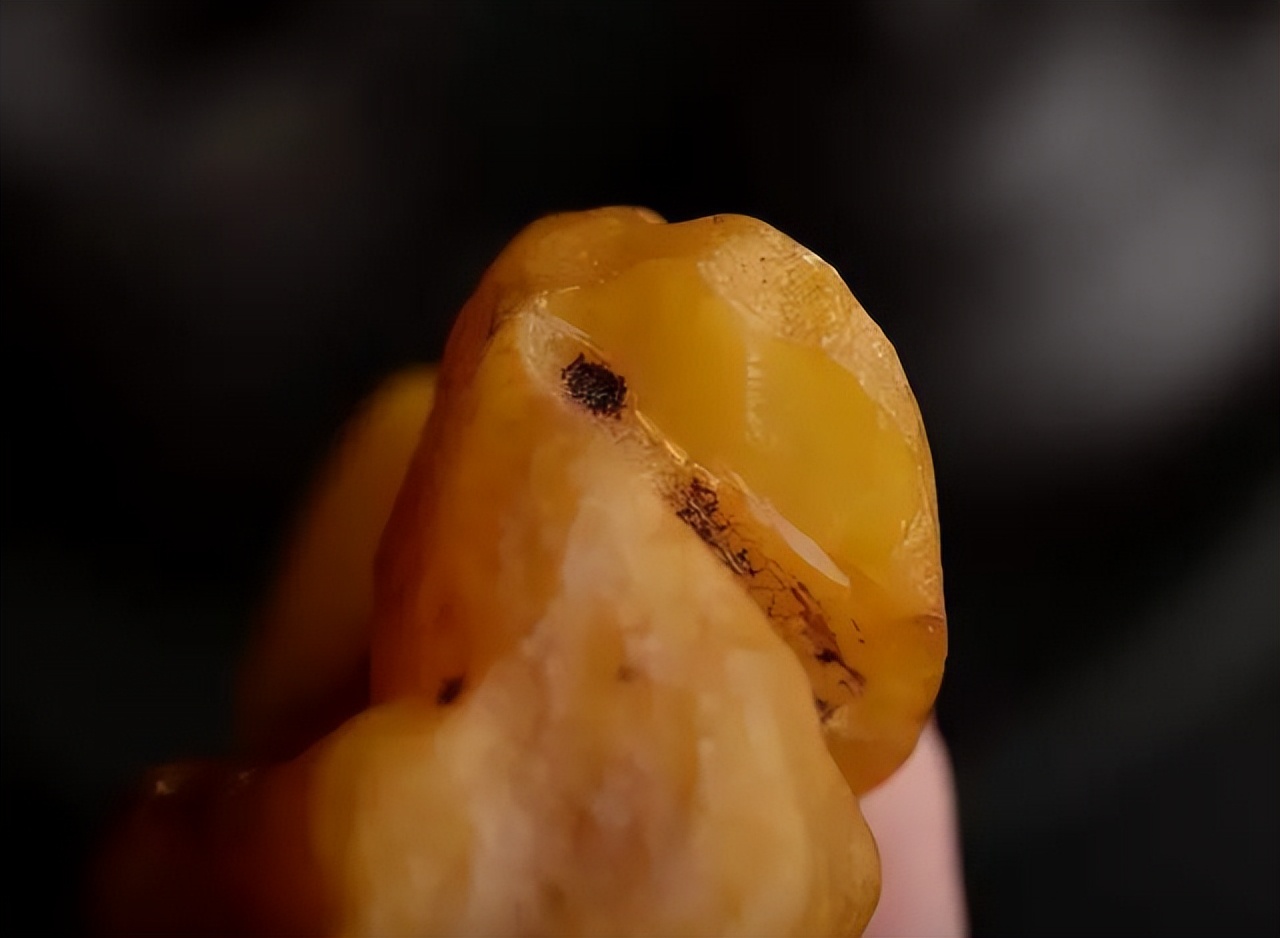 俄料老熟度怎么看,乌料和俄料蜜蜡盘出来区别