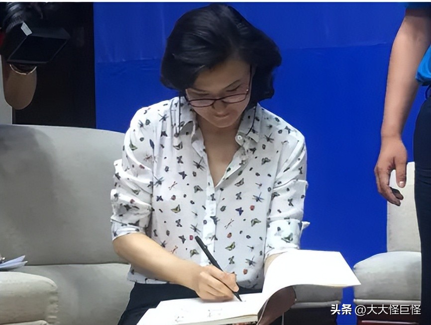 董倩26年资深央视名嘴,董倩这个主持人后来怎么样了