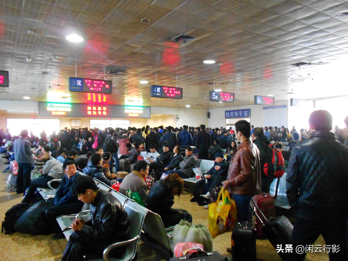 游读曲阜之孔庙第一座大门,山东曲阜最豪华的纪念孔子的宫殿