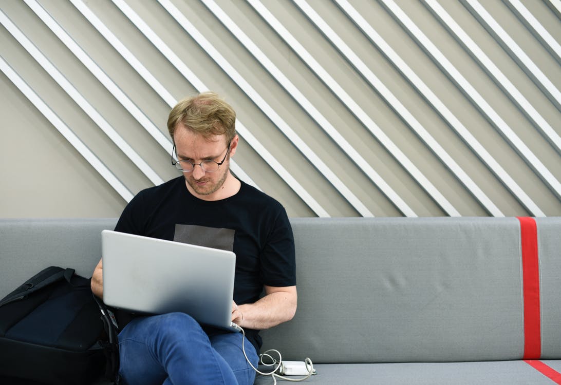 老是被朋友孤立怎么办,职场老是被同事孤立怎么办