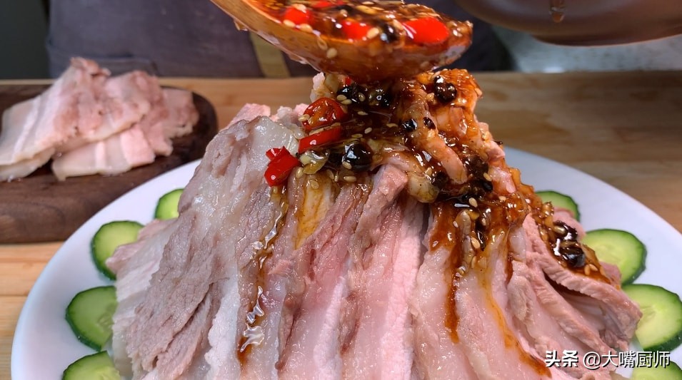 炖排骨和猪肉用什么调料,猪肉排骨怎么炖得软烂