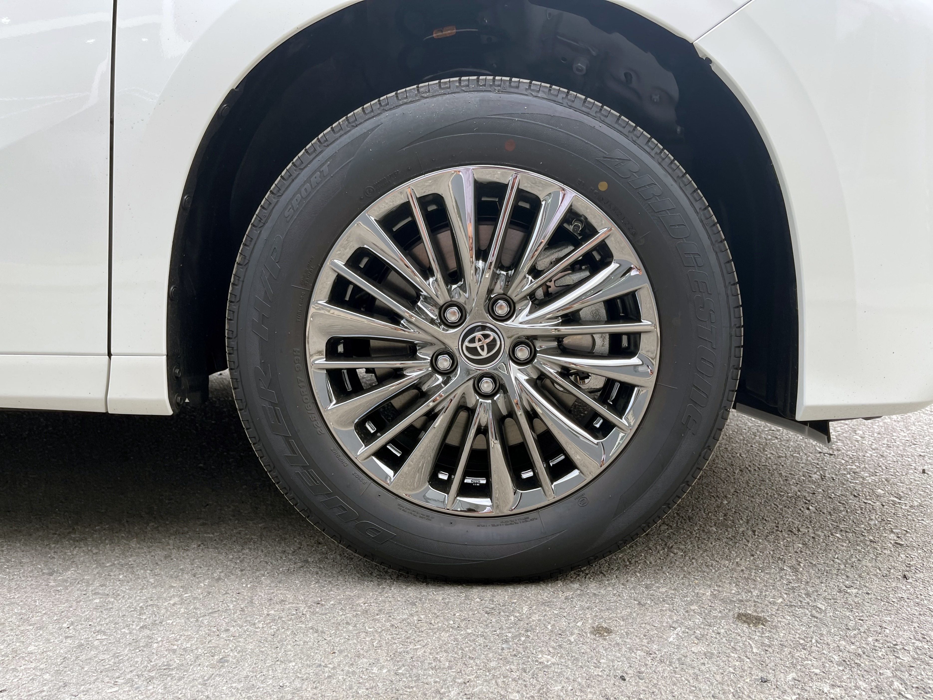 传祺m8混动与丰田埃尔法评测视频,传祺m8与丰田埃尔法差距在哪