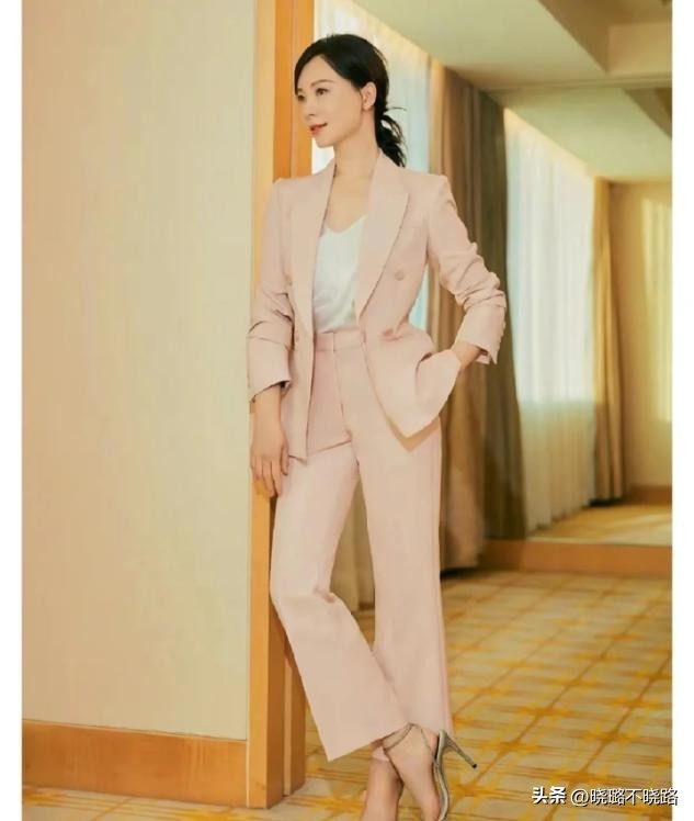 陈数袁泉穿衣高级感,看完袁泉陈数的穿搭