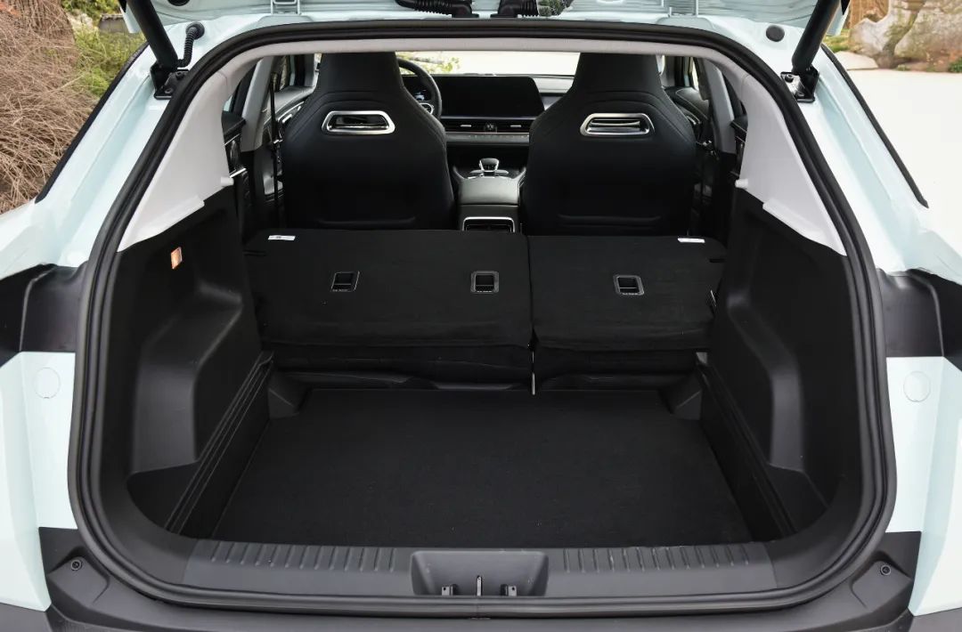 奇瑞omoda5外观尺寸,奇瑞omoda5配置