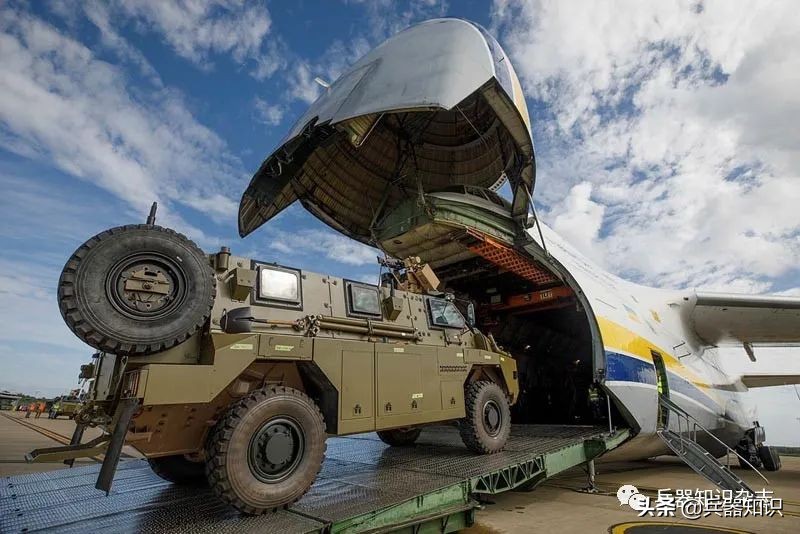 西方援助乌克兰装甲巡逻车,援助乌克兰装甲车