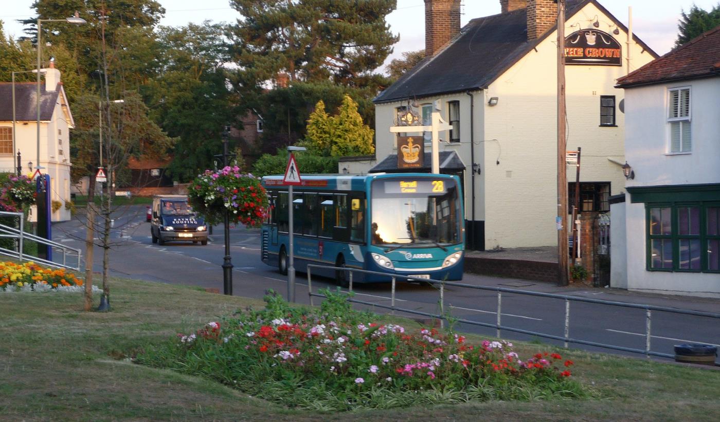 英国人逃离伦敦想要节约成本，没想到越省越贵？！这......