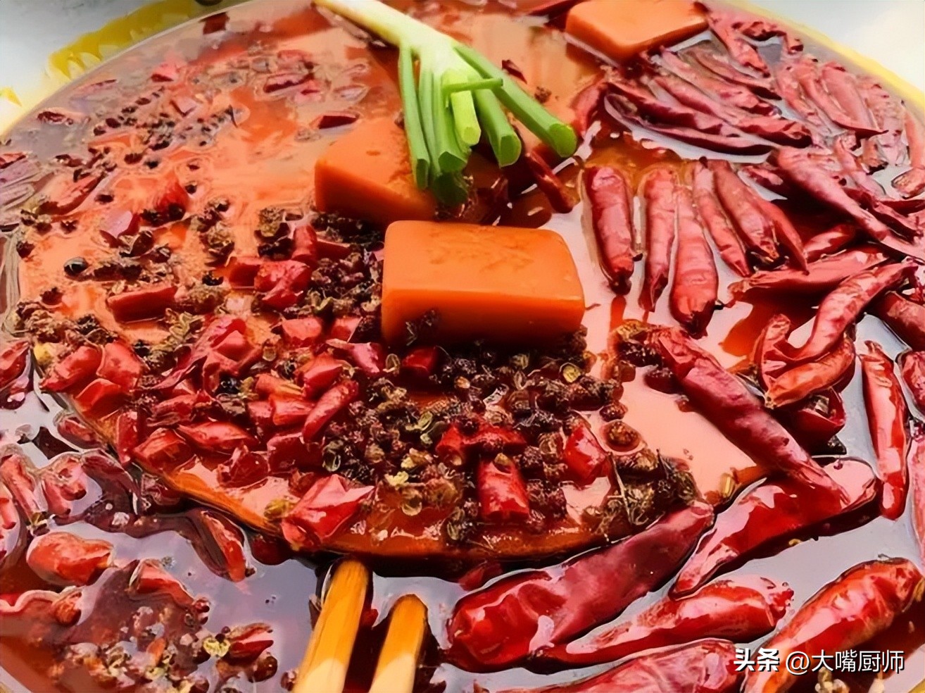 块状火锅底料和液体区别,火锅底料买划算还是炒划算