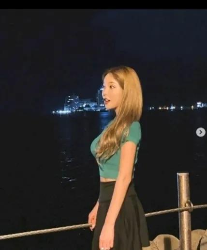 微胖女神洪真英小合集,来一组微胖女神洪真英