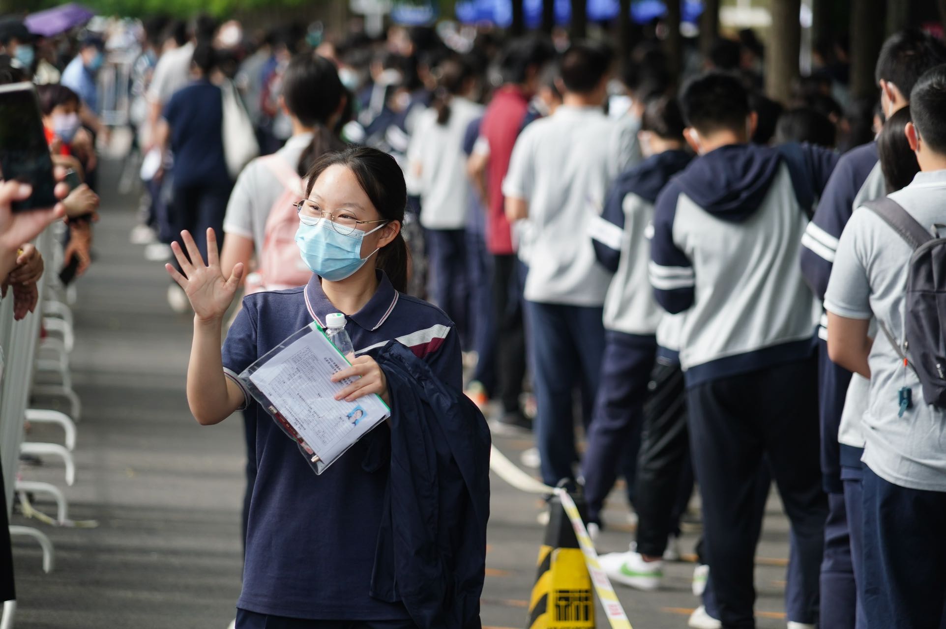 2023高考成绩差怎么办,2023年孩子高考成绩一般怎么选择