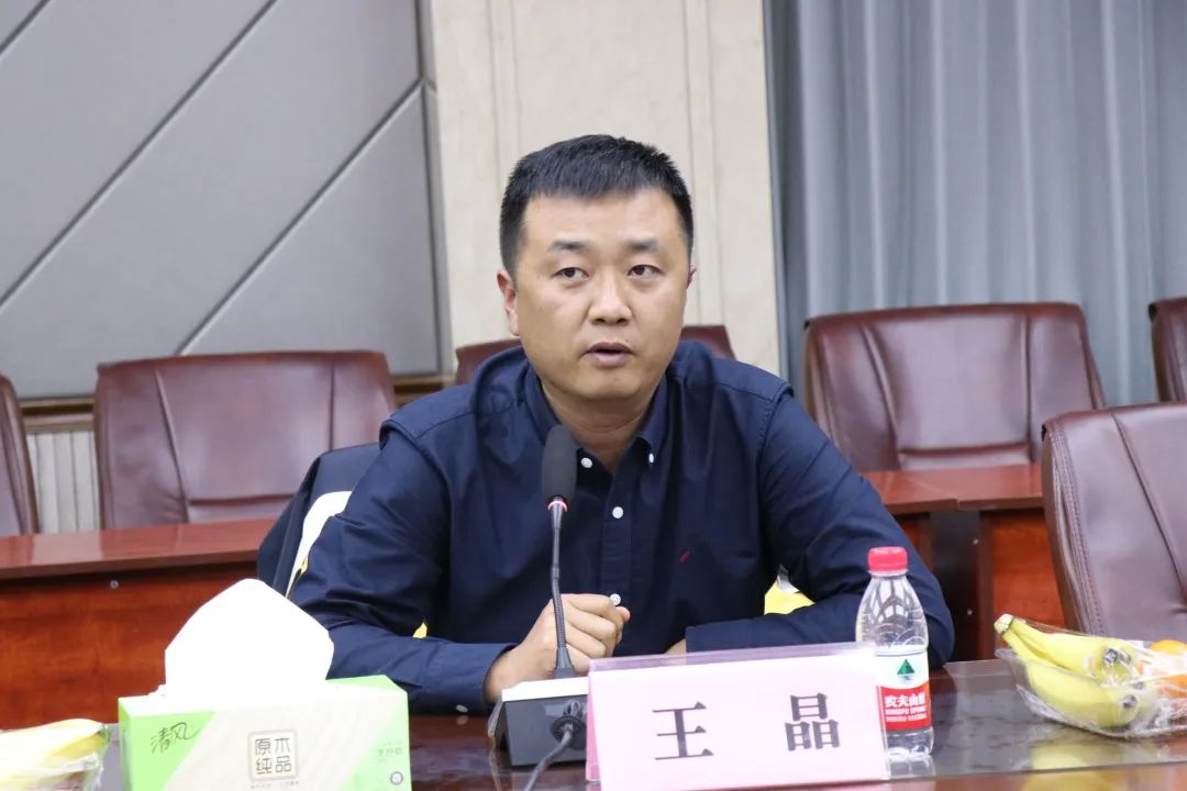 人大、北航、瑞中、淮中产学研校友联盟领导和专家来淮中考察交流