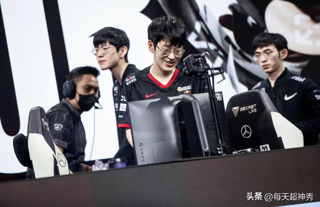 lng官宣scout,LNG官宣Tarzan离队