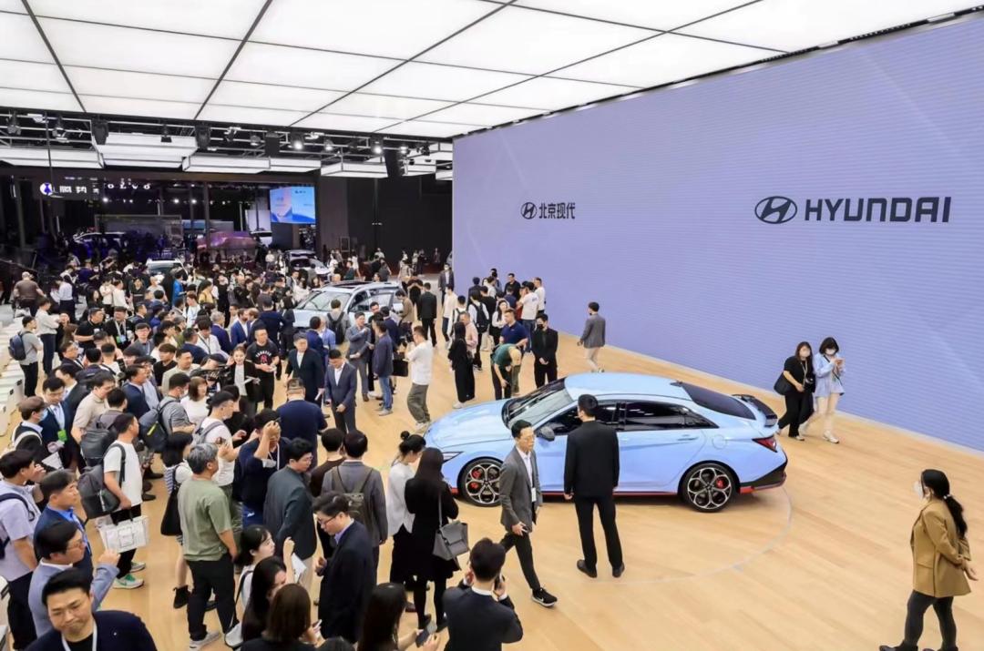 重塑技术品牌北京现代再攀新高,春季科技秀场走秀