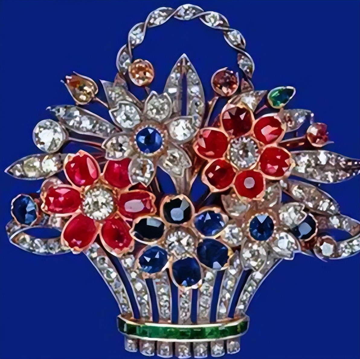 凯特王妃戴的伊丽莎白女王的胸针,伊丽莎白女王的胸针内涵