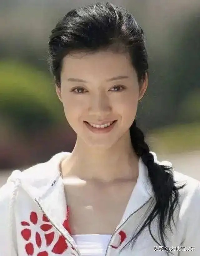 哪个女明星鼻子难看,鼻子最难看的十大女明星