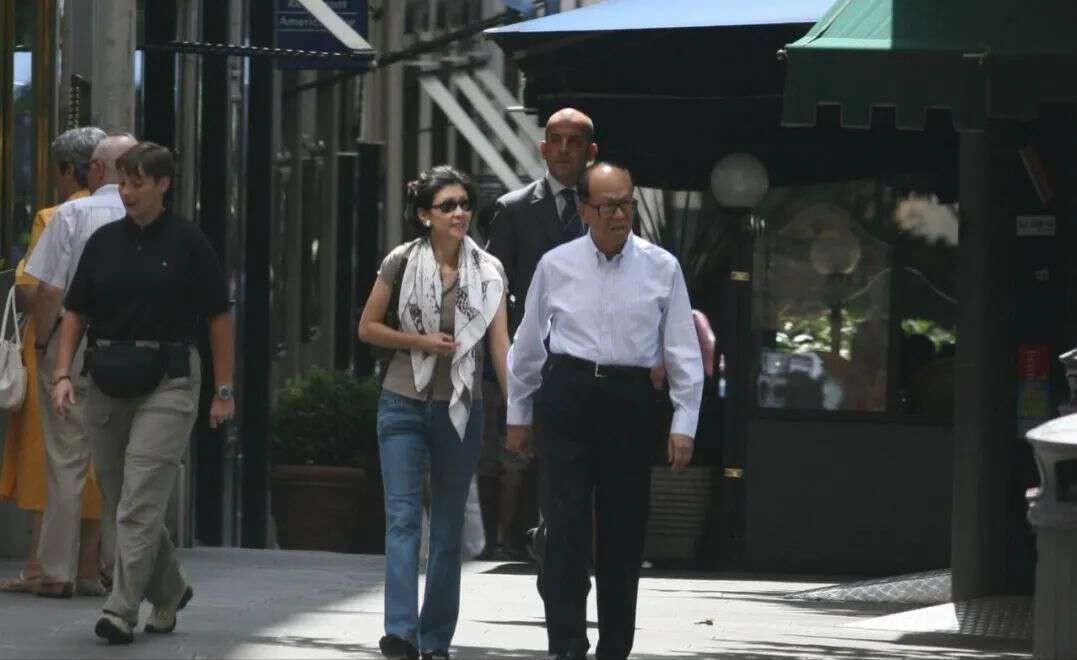 周凯旋跟了李嘉诚多少年,周凯旋凭什么被李嘉诚独宠29年