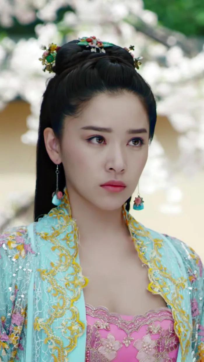 中国最美的10位气质女明星图片,盘点那些美得一塌糊涂的美女明星