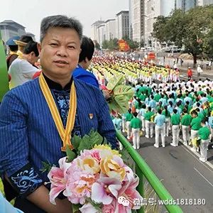 小足球大梦想,小小足球大小梦想