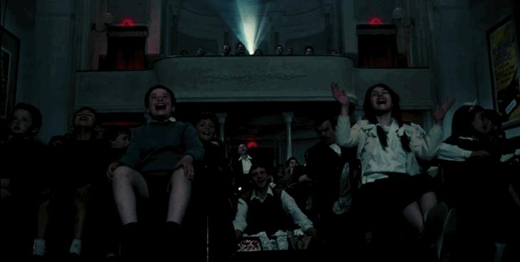 连沈腾都救不了他！冲上热搜惹怒全网，竟还敢说“全场算我的”