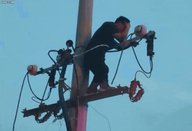 哭笑不得的报警,哭笑不得报警