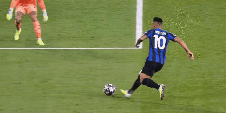 欧冠德布劳内场边哭了,欧冠决赛德布劳内最后看到的画面