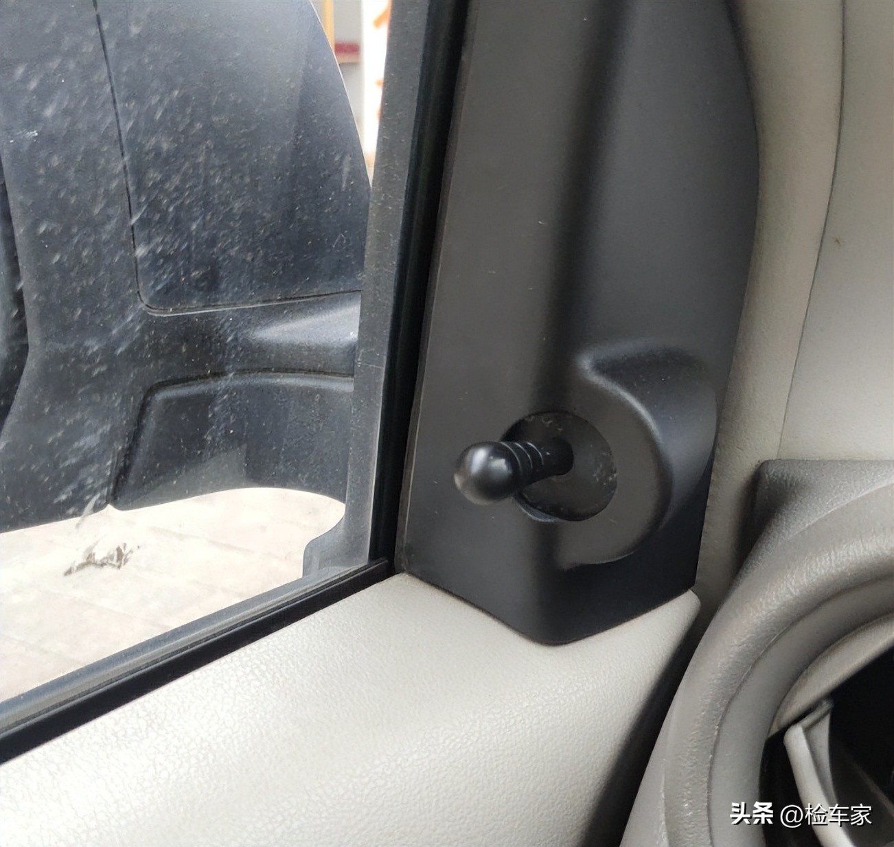 8年只开了不到2万公里的车能买不,8年才2万公里的车需要换轮胎吗