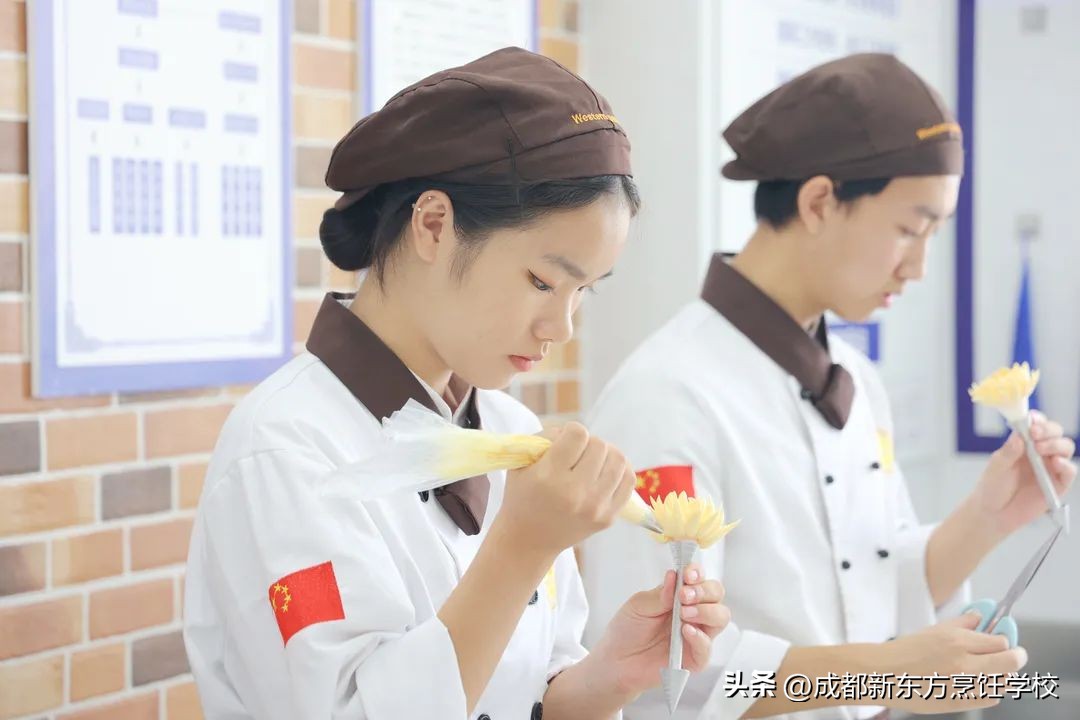 做烘焙有必要去学校学习吗,去学校学烘焙要注意哪些坑