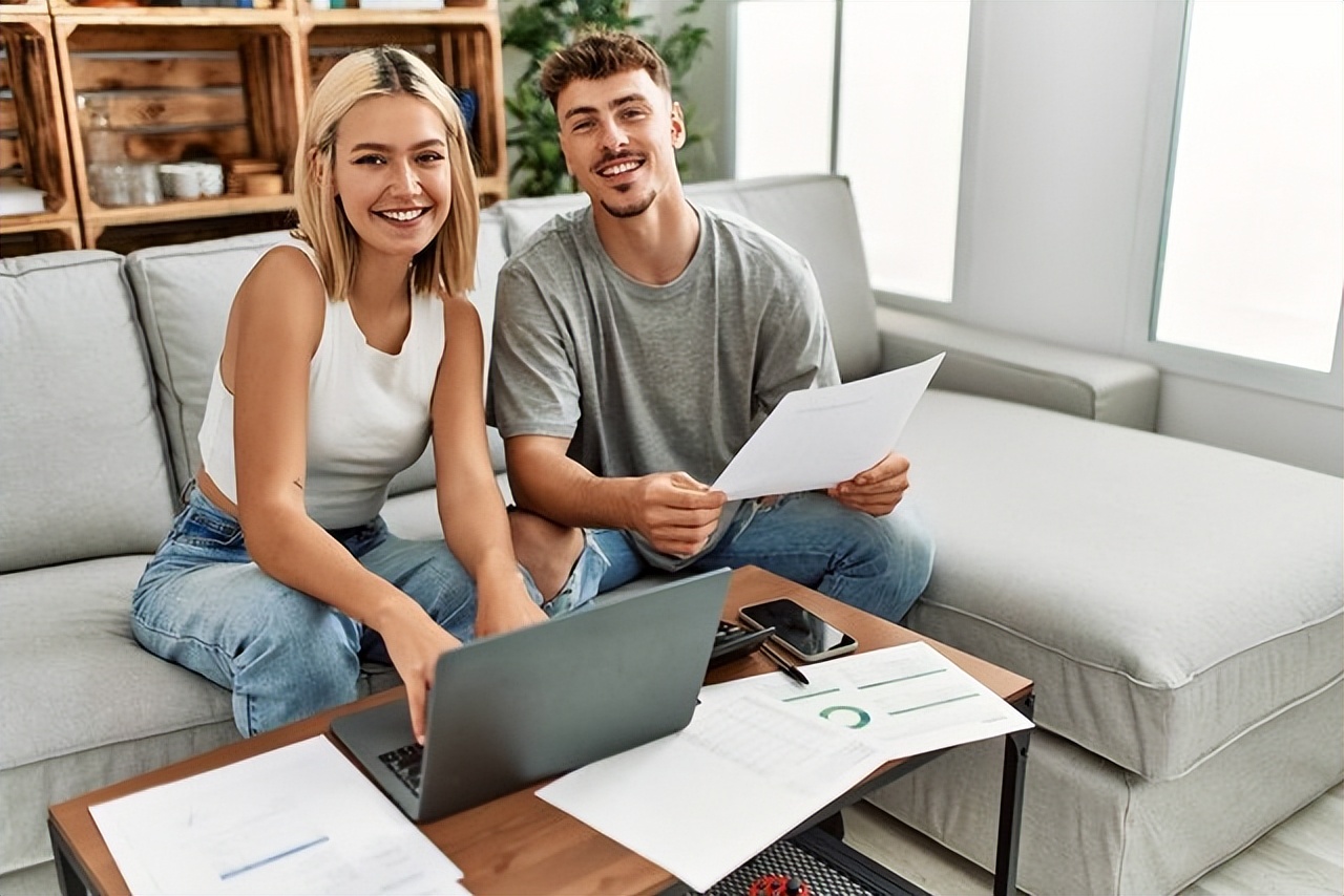 11月出生的人适合什么事业,11月2日出生的人的爱情运势