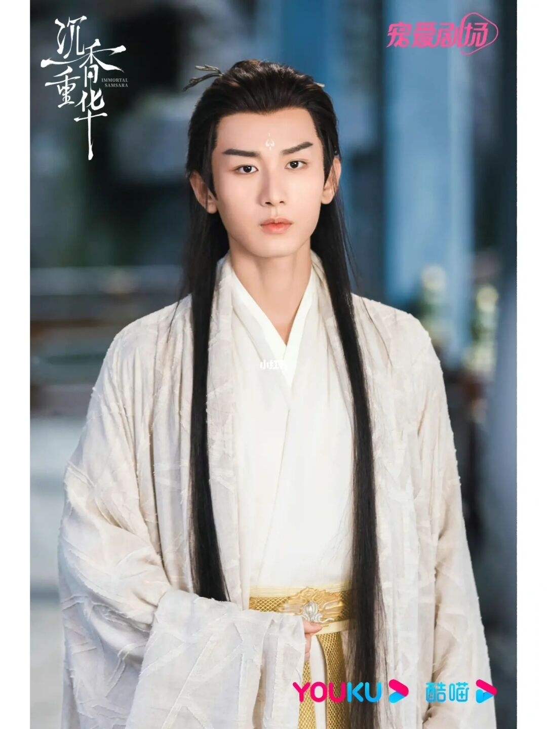 内娱合格爱豆蔡徐坤,蔡徐坤和成毅谁火