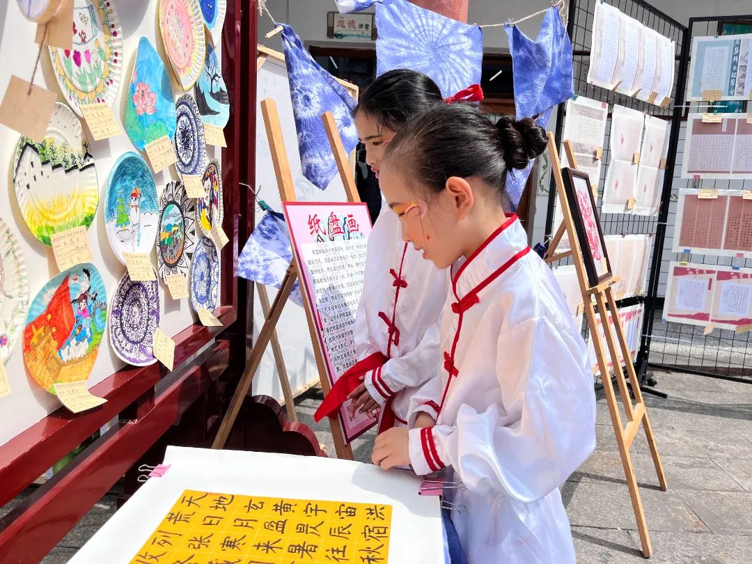 桐梓县学校六一儿童节,萌娃欢乐多幼儿舞蹈