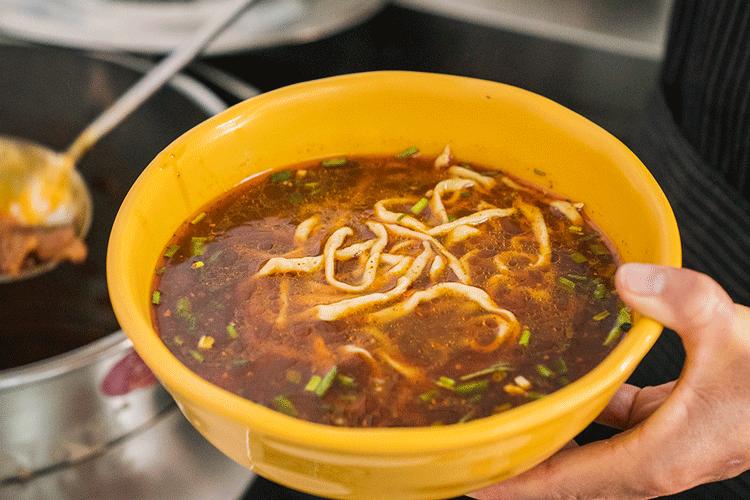 合肥的气候特点及美食,合肥的主食是米饭还是面条呀