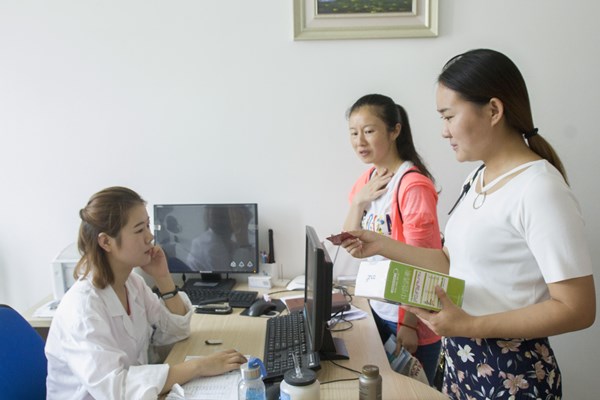 有腰椎间盘突出的人适合什么运动,腰椎突出疼痛期能做恢复运动吗