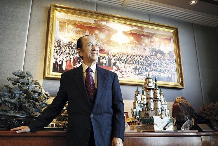 赌王何鸿燊800万,赌王何鸿燊去世谁来抬棺