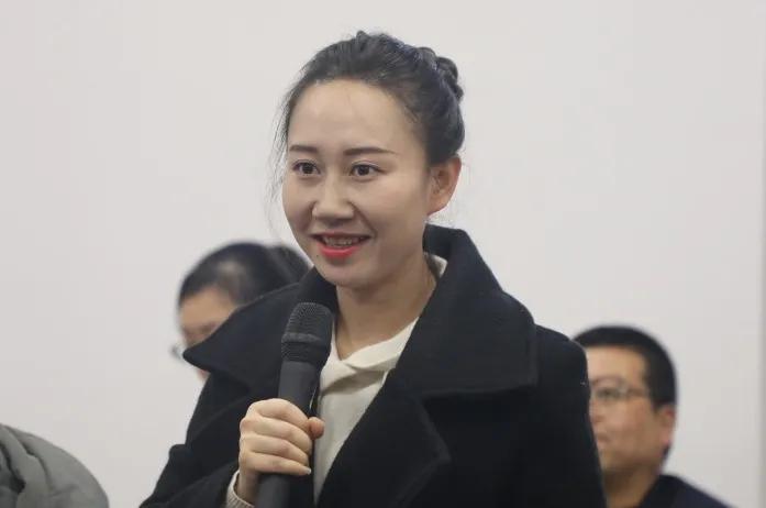 【贯彻全会精神奋力谱写新篇章】向*民报人**告——洛川县槐柏镇