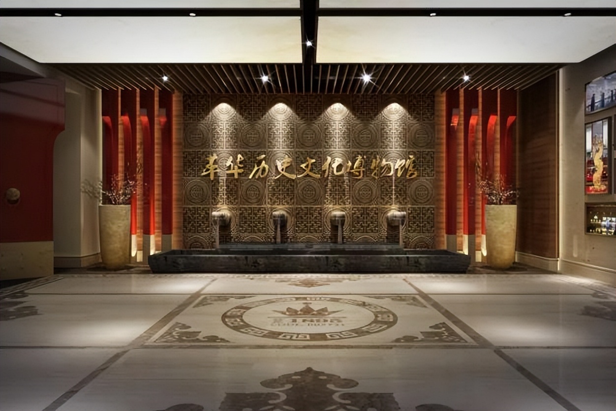 鍏竴鍙ゅ煄蹇呭幓鏅偣,鍏竴鍎跨鑺傚彜闀囨墦鍗℃父