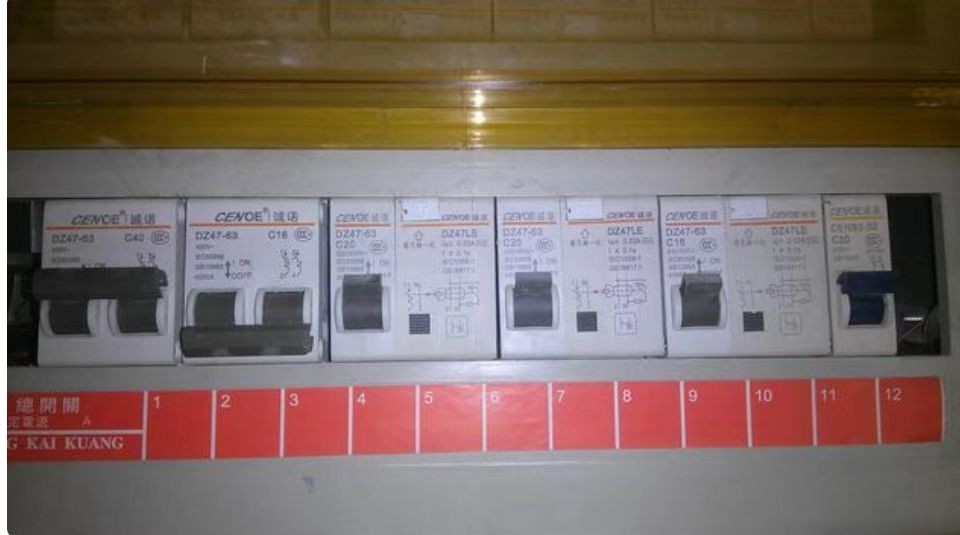 03年轰动中央的大案，19岁少年偷走高考试卷，万千考生因此落榜