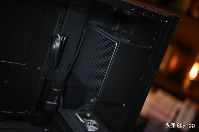 乔思伯松果d41mesh副屏版白色机箱,乔思伯d41标准版能后期加装副屏吗